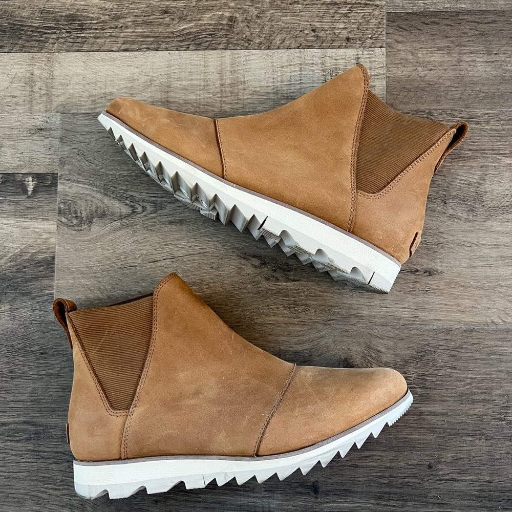 Sorel Harlow Boots